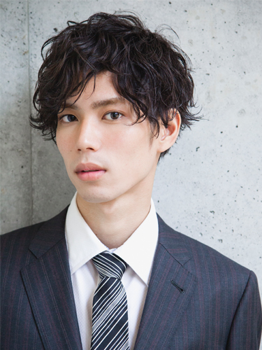 営業 ヘアスタイル