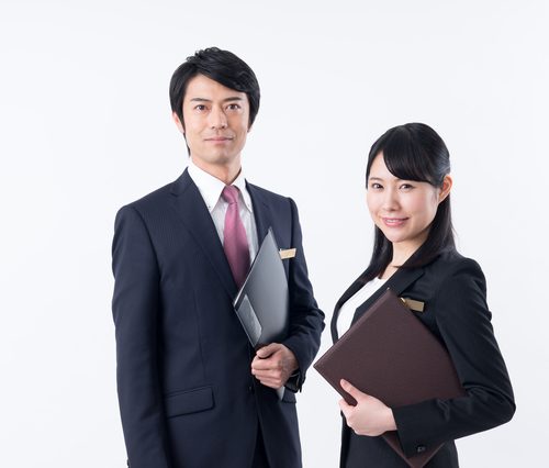 営業マンって男性向けの言葉？女性営業職への言い方は？